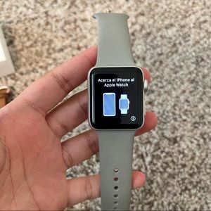 Apple Watch Series 3 38mm and Accesories